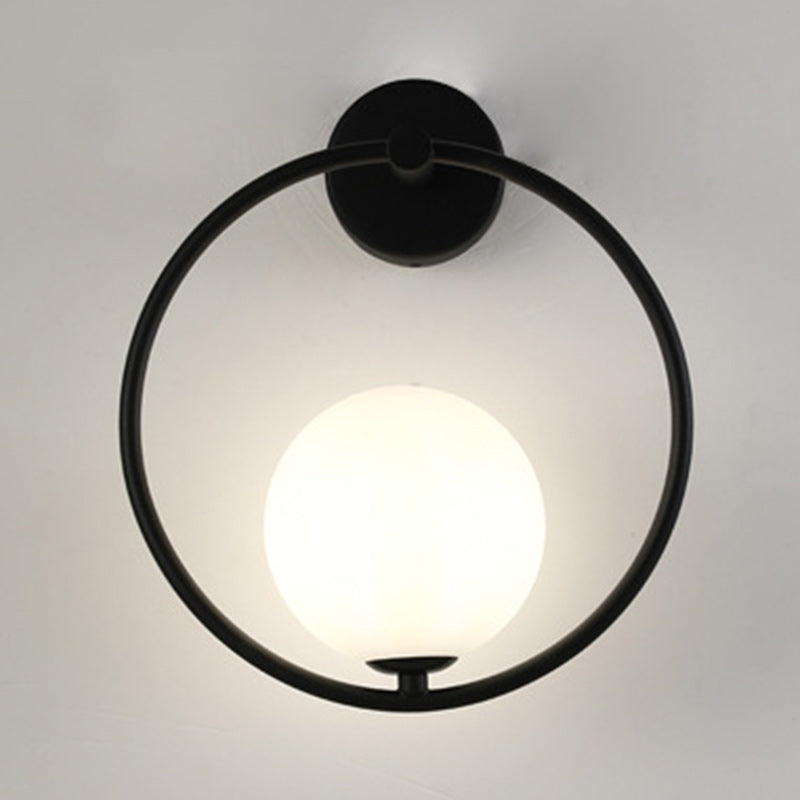 Applique in Ferro e Vetro Globe Nordico Contemporaneo a 1 Luce per Soggiorno