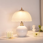 Lampada da Tavolo a 1 Luce con Base in Ceramica e Vetro a Forma di Globo Fiorito in Stile Nordico Contemporaneo per Camera da Letto