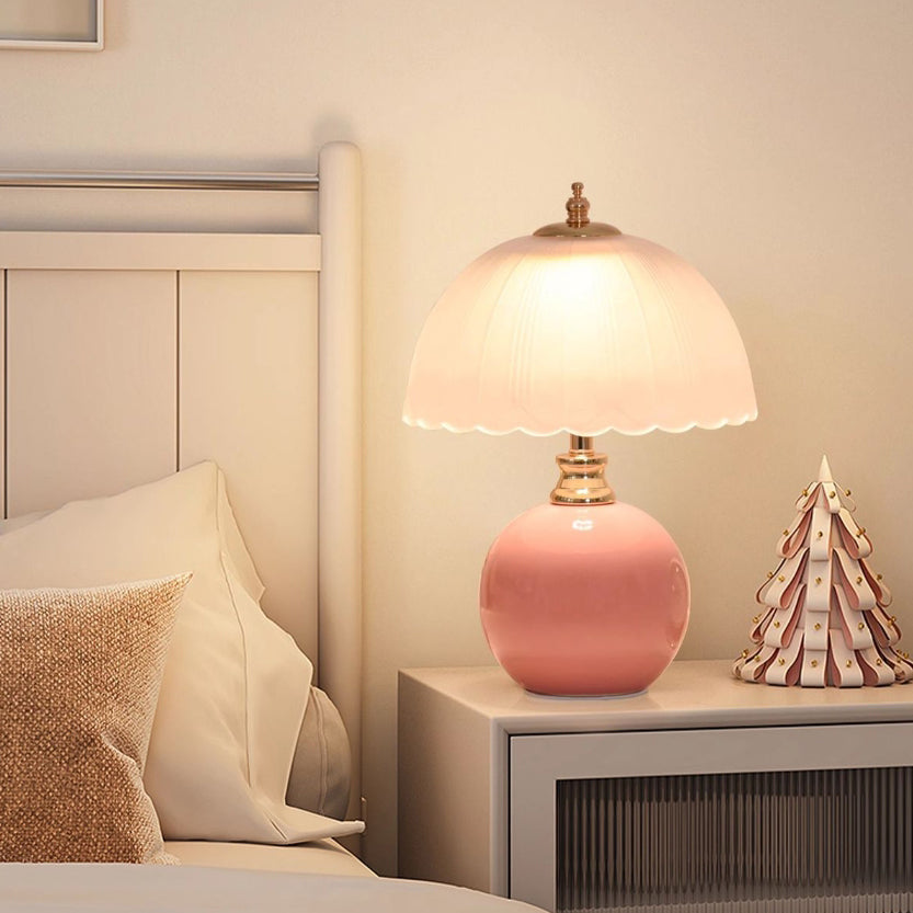 Lampada da Tavolo a 1 Luce con Base in Ceramica e Vetro a Forma di Globo Fiorito in Stile Nordico Contemporaneo per Camera da Letto