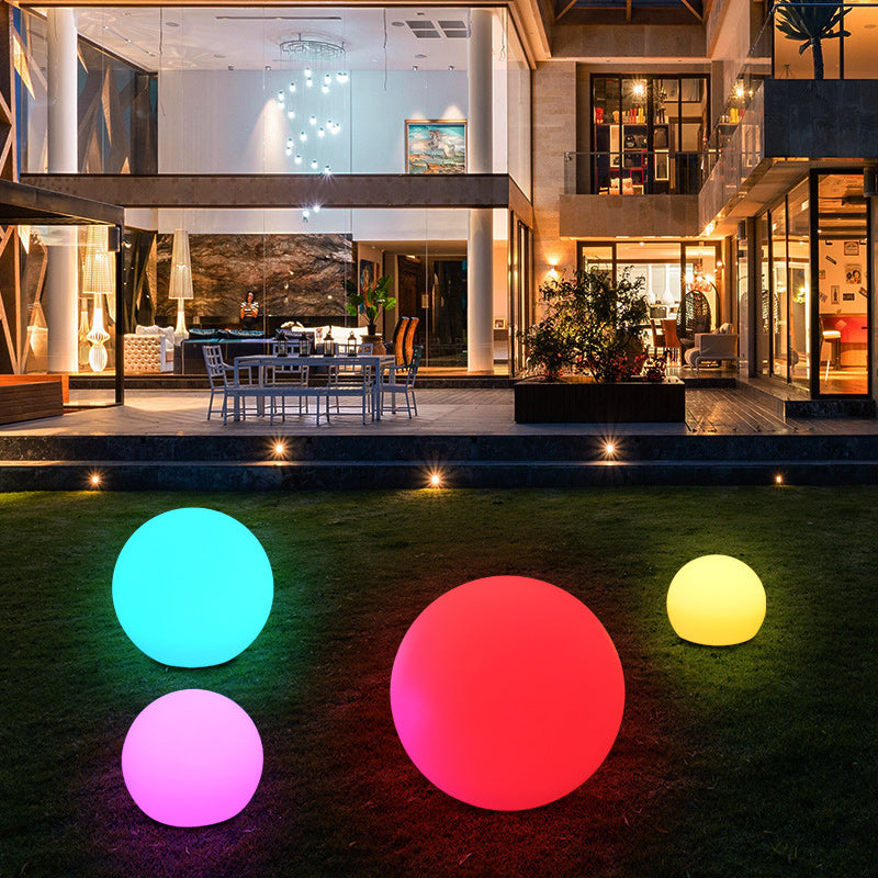 Luce da Giardino Moderna Minimalista a Globo Solare Impermeabile in Plastica PE LED per Esterni