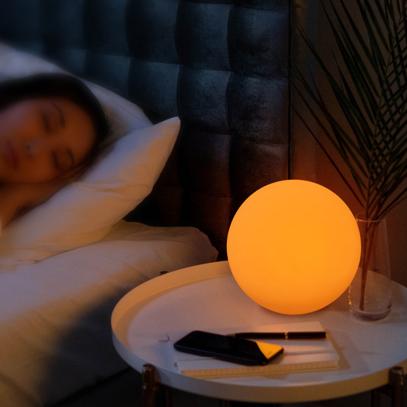 Luce da Giardino Moderna Minimalista a Globo Solare Impermeabile in Plastica PE LED per Esterni