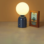 Lampada da Tavolo LED Acrilica Rotonda USB in Ferro Scandinava Contemporanea per Camera da Letto