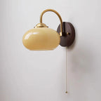 Applique da Parete Moderna in Legno di Frassino e Vetro, Colore Crema, Stile Mid-Century, Lampada a 1 Luce per Camera da Letto