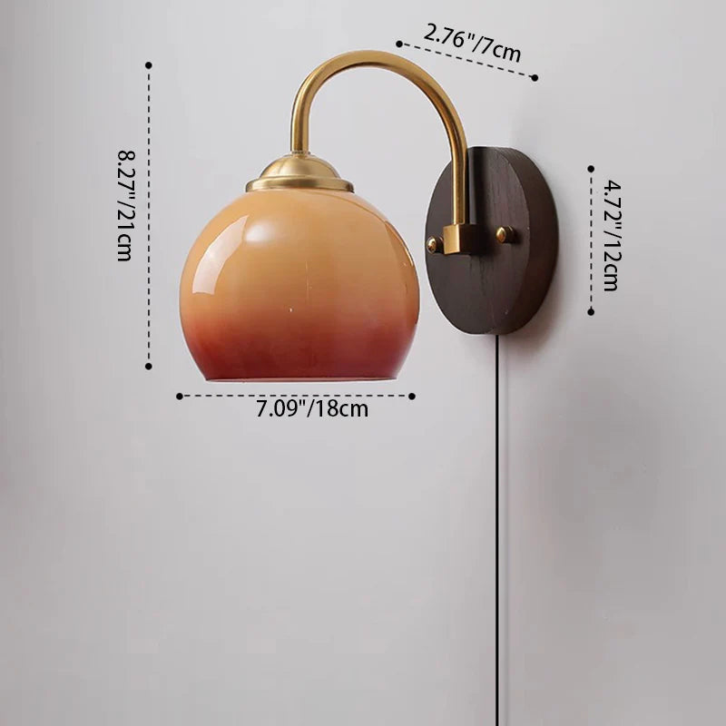 Applique da Parete Moderna in Legno di Frassino e Vetro, Colore Crema, Stile Mid-Century, Lampada a 1 Luce per Camera da Letto