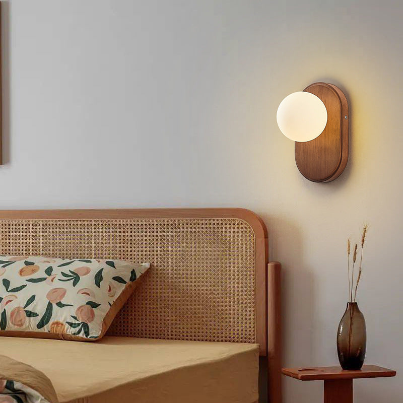 Applique da parete rotonda in legno giapponese tradizionale con vetro e 1 luce per camera da letto
