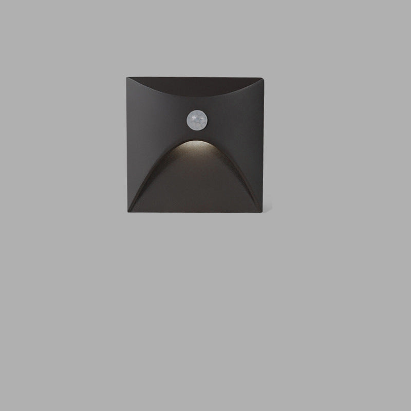 Lampada da parete LED rotonda quadrata in alluminio impermeabile per patio all'aperto di moderna semplicità