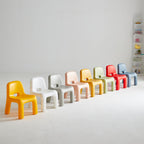 Set Scrivania e Sedia Ovale PE Nordic Contemporaneo per Bambini Colorato e Sicuro per Soggiorno e Studio