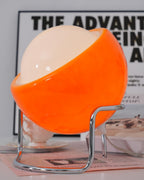 Lampada da Tavolo in Stile Bauhaus con Aspetto Vetro e Struttura in Metallo