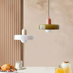 Lampada a sospensione in vetro stile Bauhaus con paralume ad anello