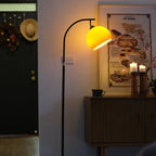 Lampada da Terra Bauhaus Arc con Paralume in Vetro – Lampada dal Design Minimalista