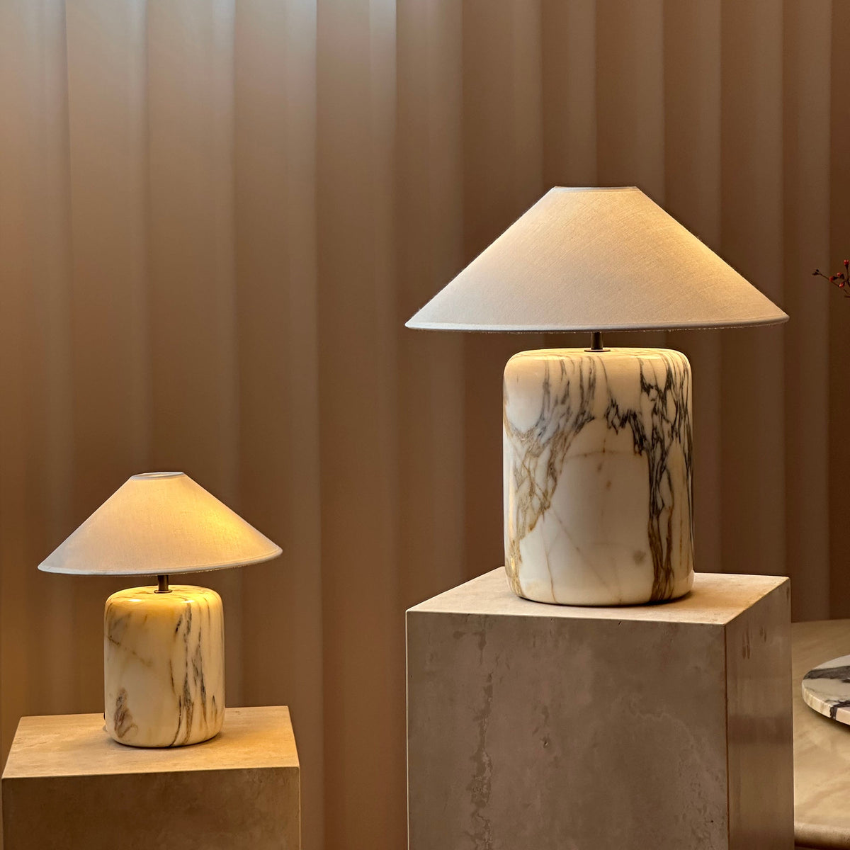Lampada da Tavolo in Marmo Block