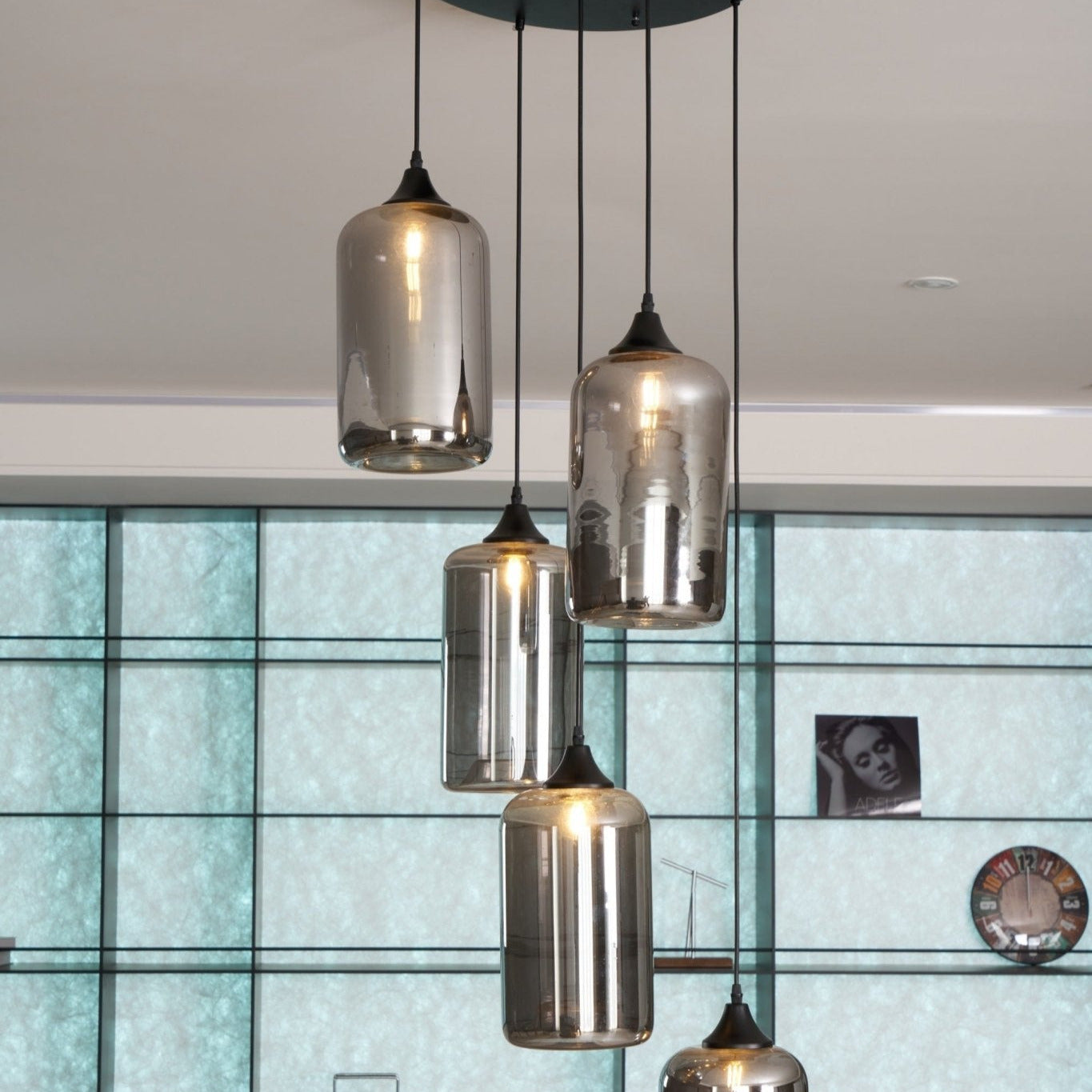 Luce a sospensione in vetro minimalista di giugno, grigio fumo