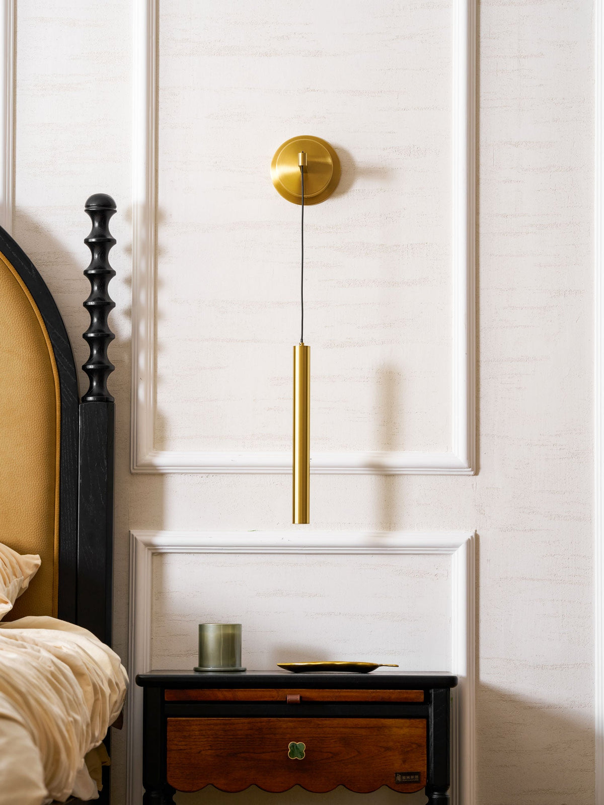Lampada da Parete in Ottone Lineare