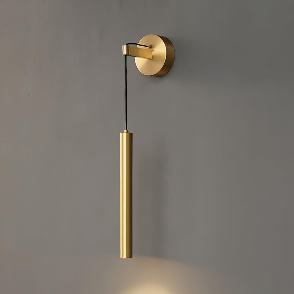 Lampada da Parete in Ottone Lineare