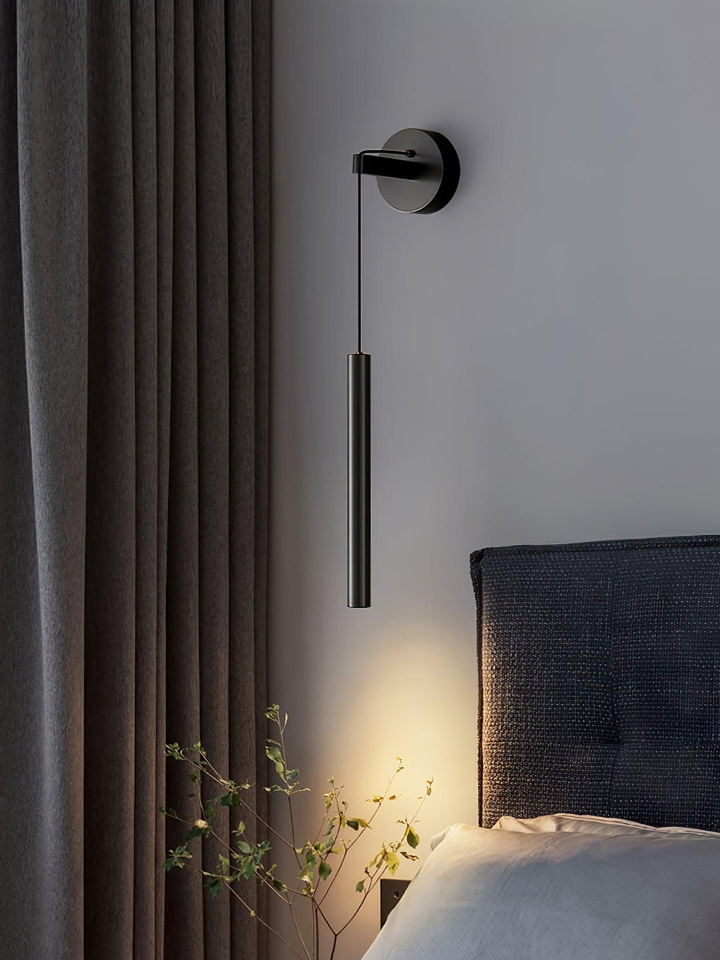 Lampada da Parete in Ottone Lineare