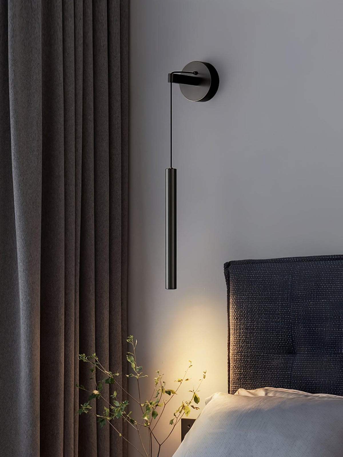 Lampada da Parete in Ottone Lineare