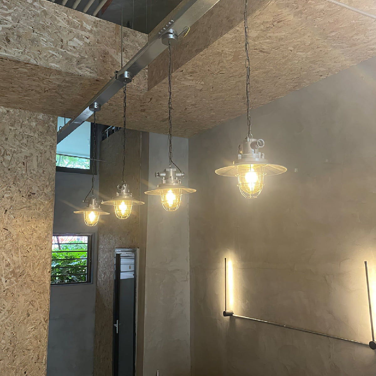Lampada a sospensione Bulkhead Cage