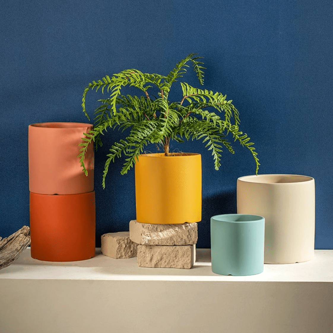 POTERIE – Vaso da fiori moderno in ceramica con piattino