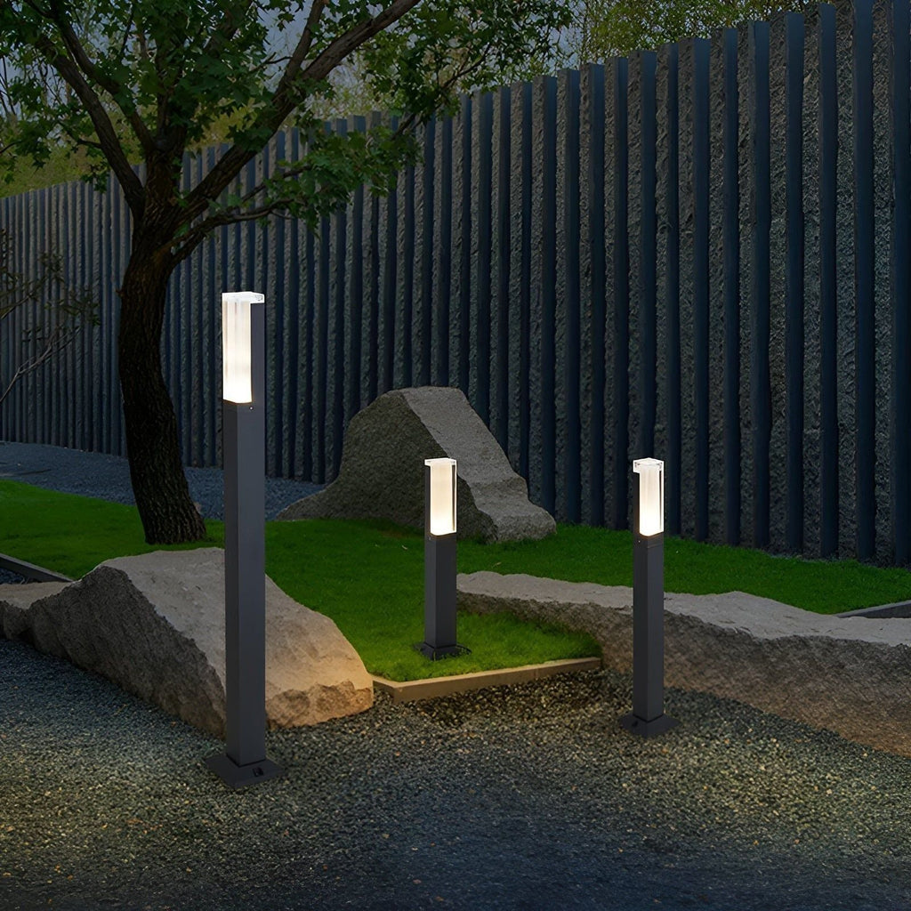 LuxeGarden Glow - Illuminazione moderna per giardini LED