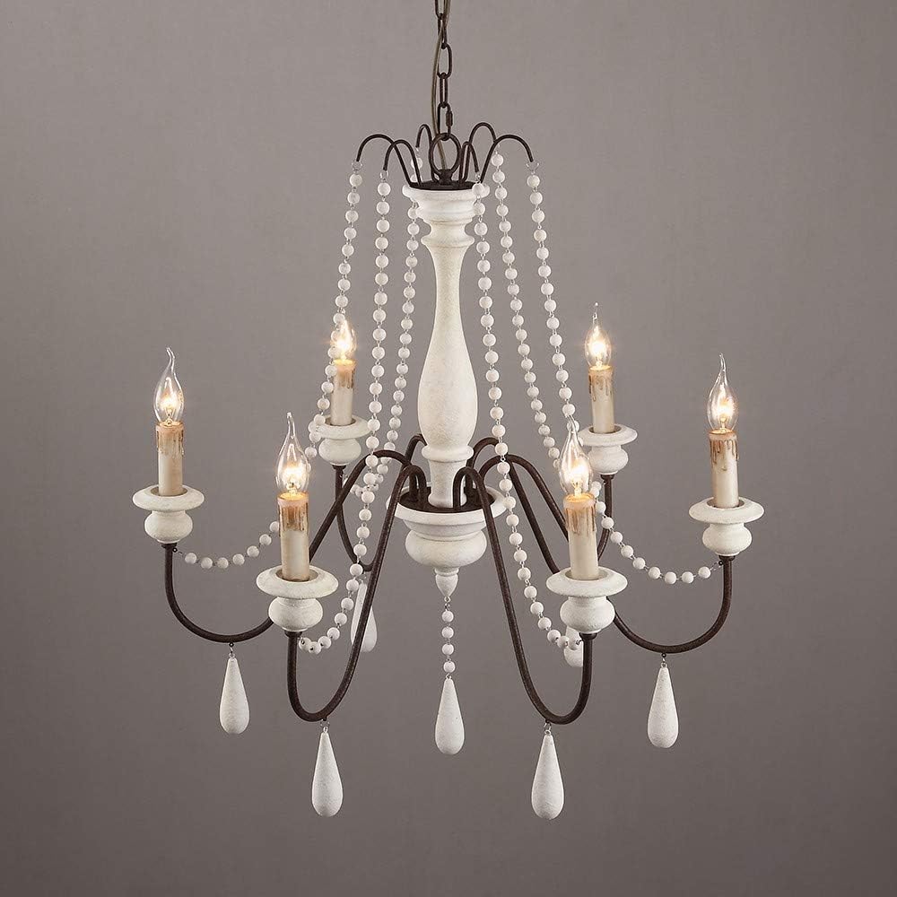 Lampadario a perline in stile candela