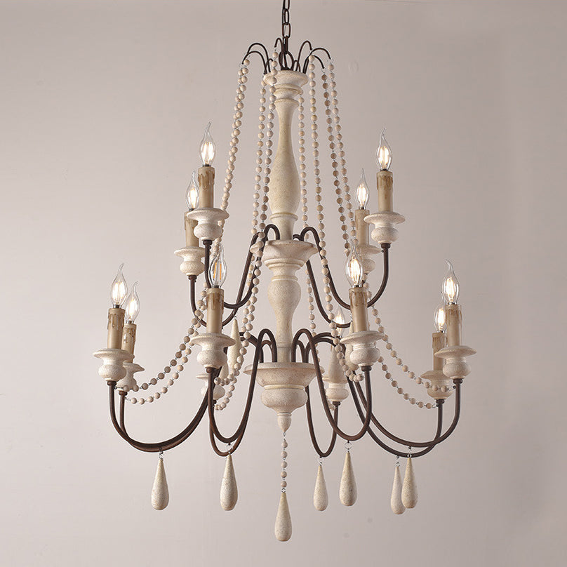 Lampadario a perline in stile candela