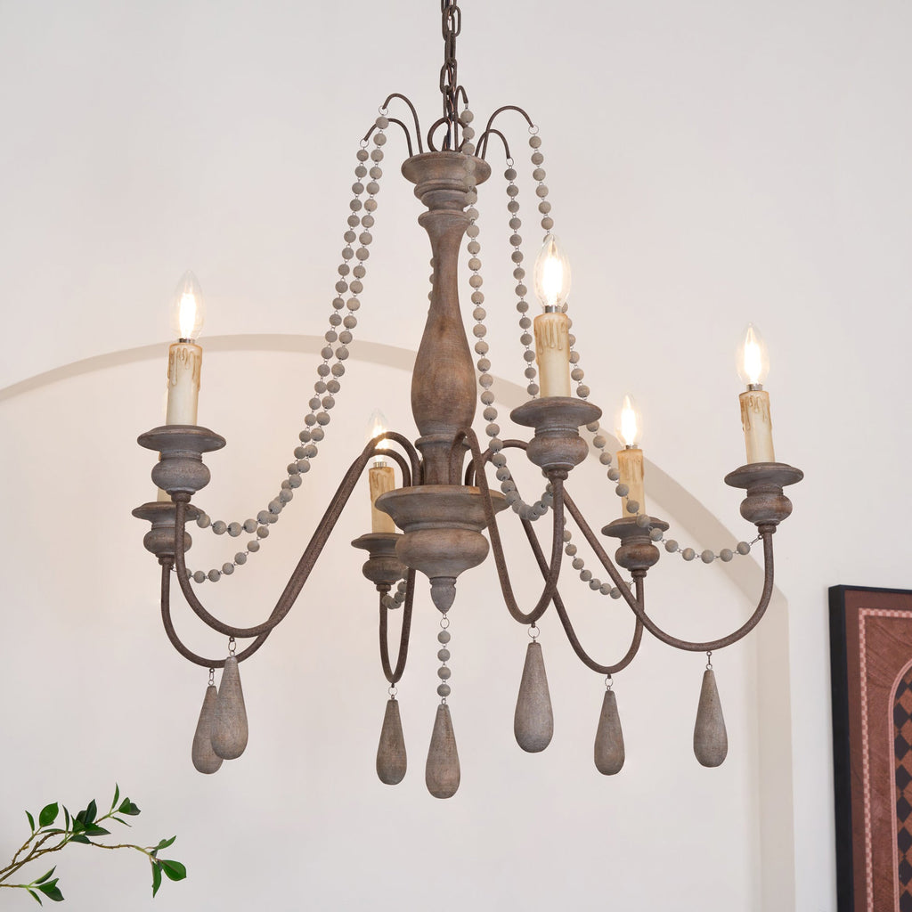 Lampadario a perline in stile candela