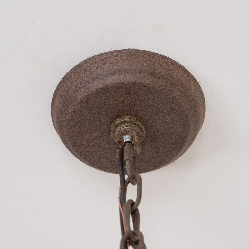 Lampadario a perline in stile candela