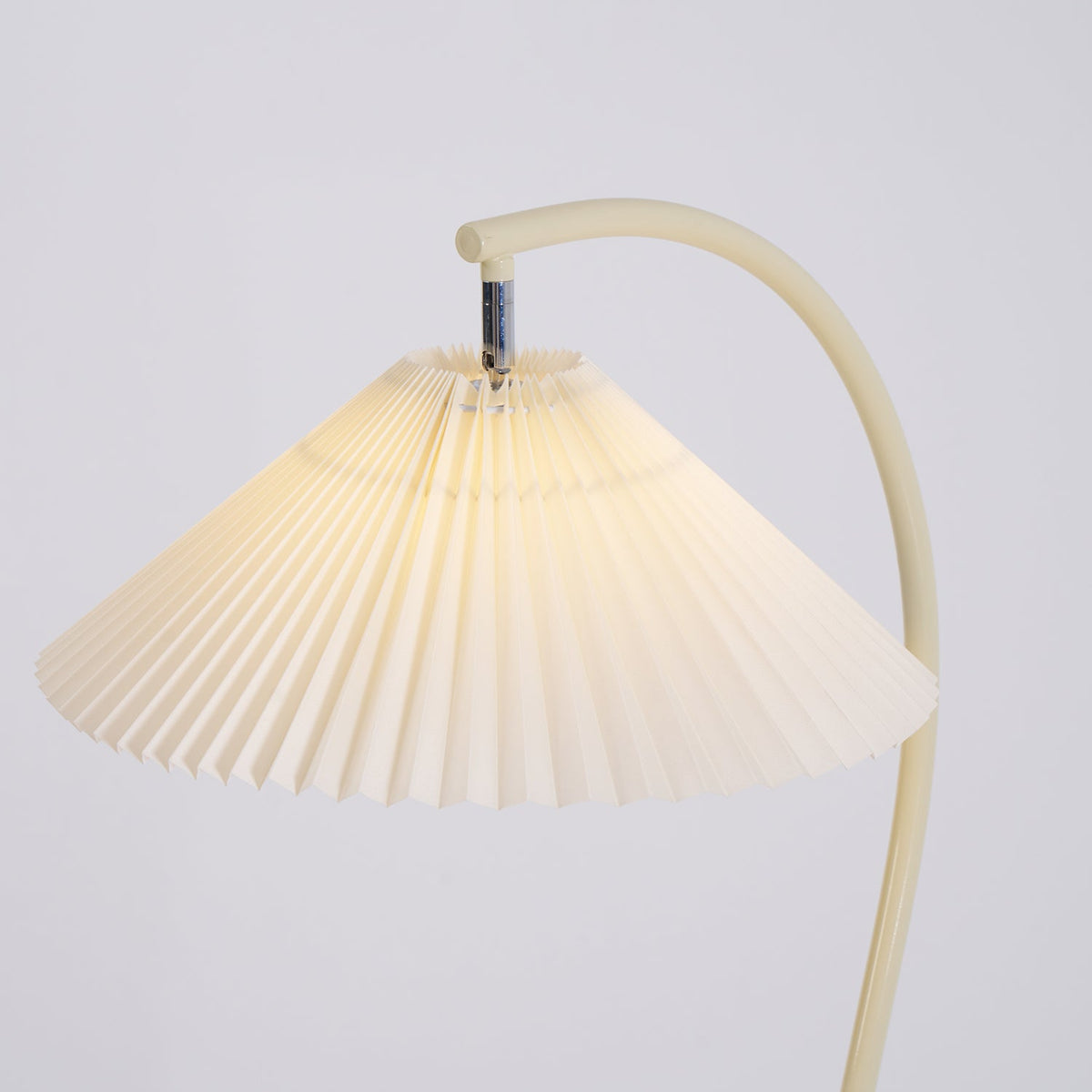 Lampada da Terra Crescini Pieghettata