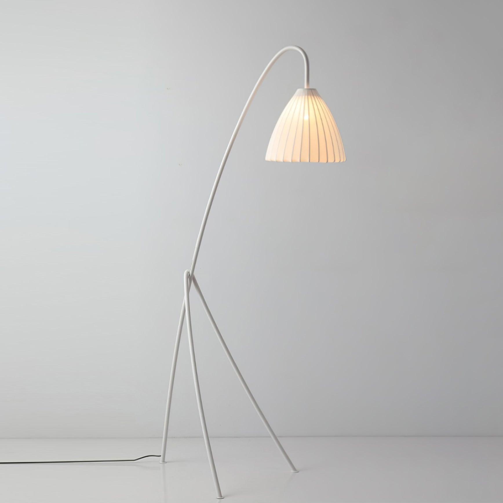 Lampada da terra Caralaven – Struttura in metallo – Beige – 160 cm – Design moderno pieghevole per soggiorno e ufficio