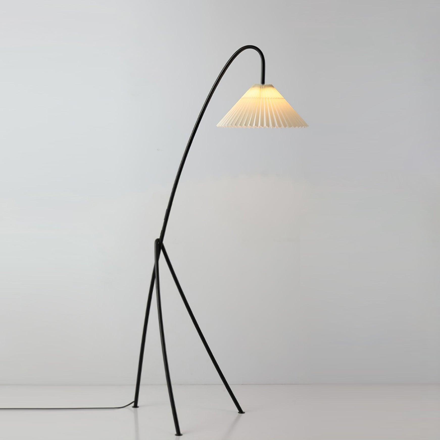 Lampada da terra Caralaven – Struttura in metallo – Beige – 160 cm – Design moderno pieghevole per soggiorno e ufficio