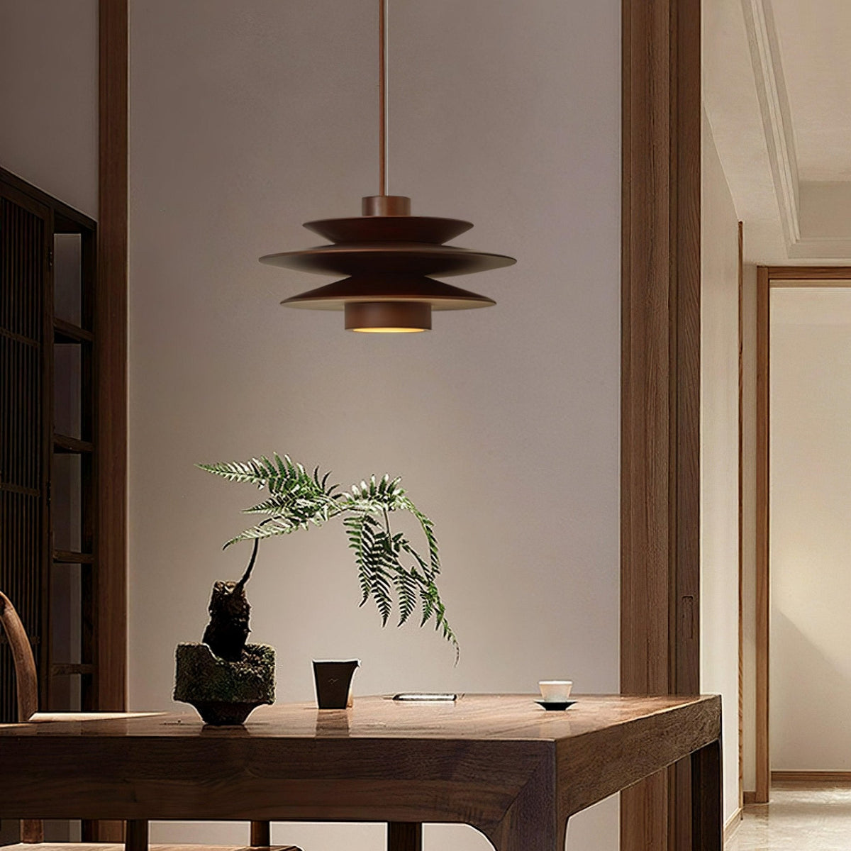 Lampada a sospensione in legno a disco Cascade