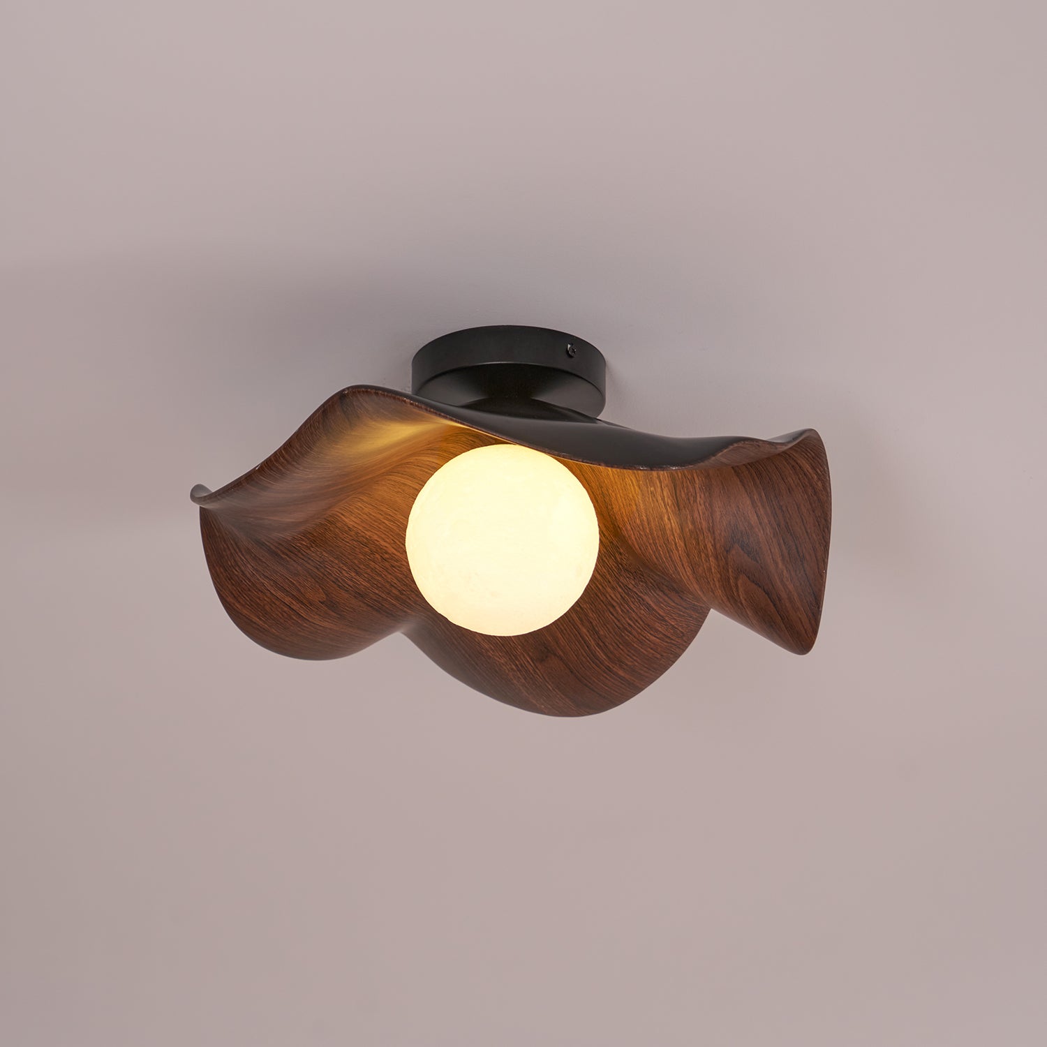 Lampada da soffitto moderna design scultoreo ispirato al legno