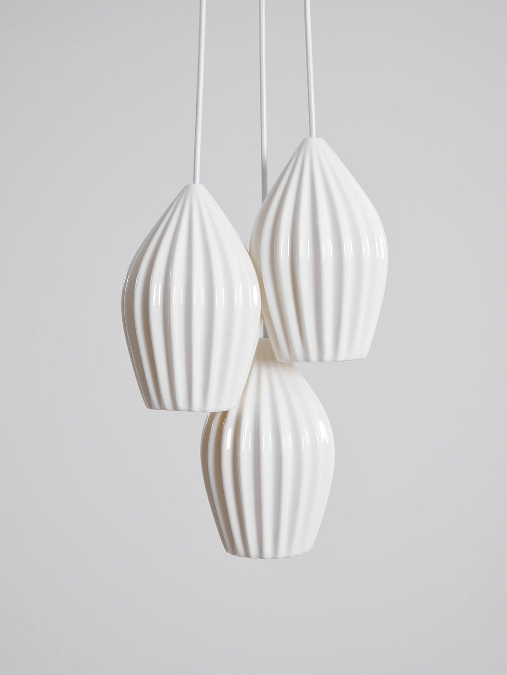 Lampada a sospensione in ceramica con righe