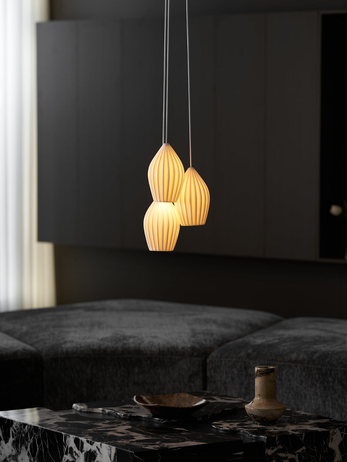 Lampada a sospensione in ceramica con righe