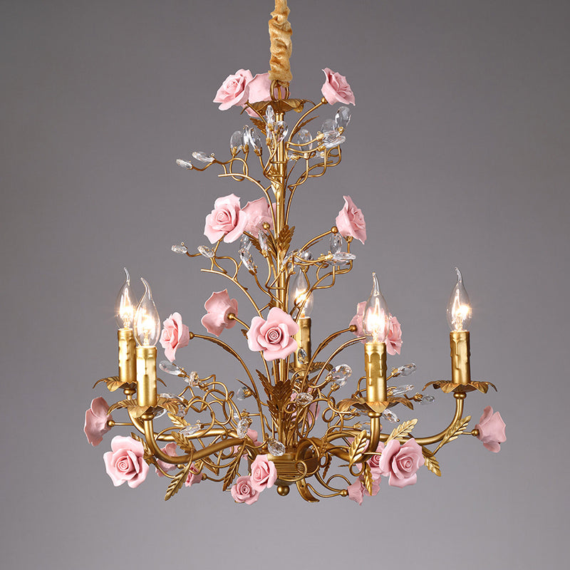 Lampadario in ceramica a forma di rosa rampicante