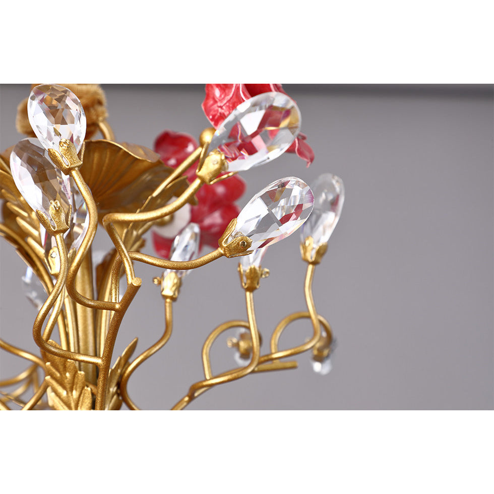 Lampadario in ceramica a forma di rosa rampicante