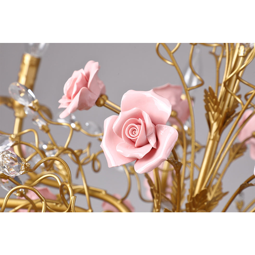 Lampadario in ceramica a forma di rosa rampicante