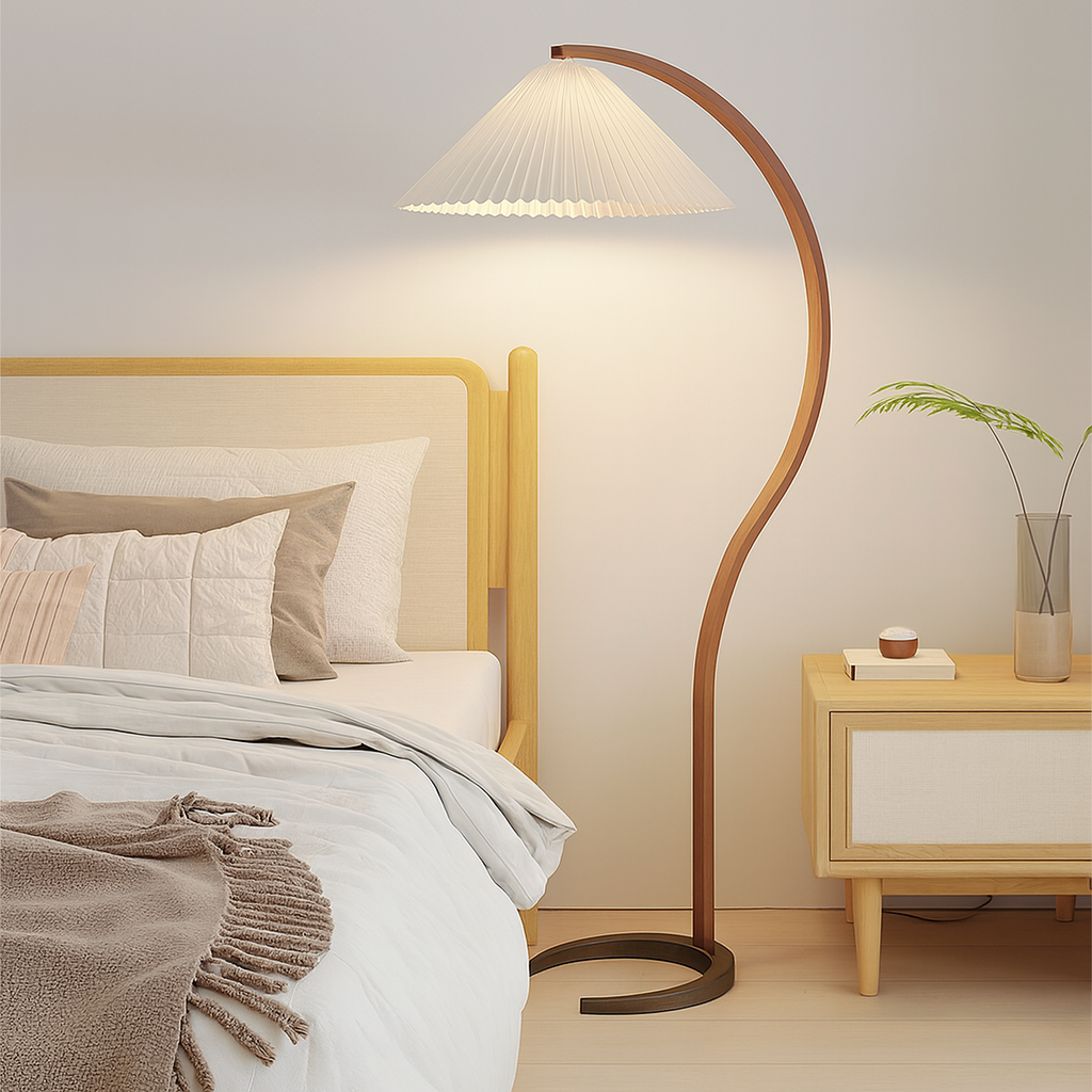 Lampada da Terra Curva Scandinava