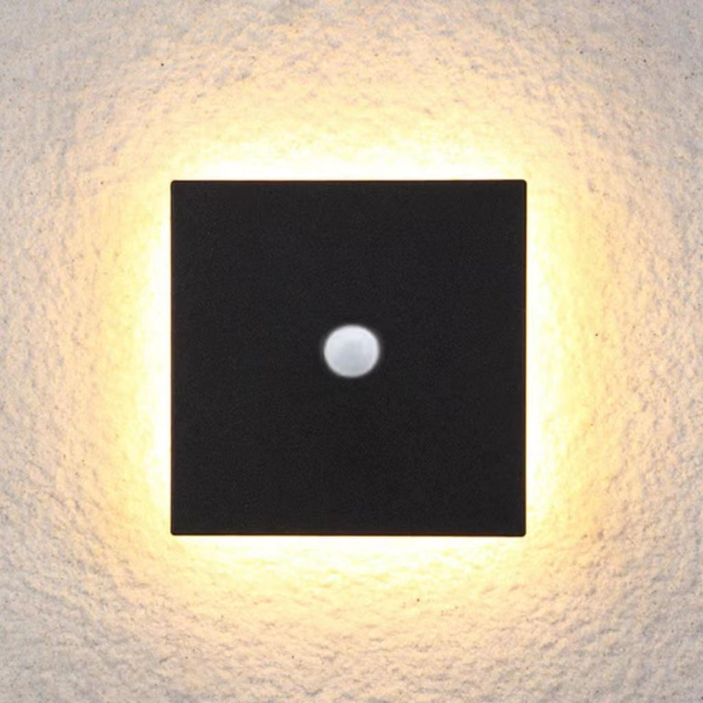Klyne Minimalist Lampada da Parete Esterno Rotonda/Quadrata LED, Nera/Bianca