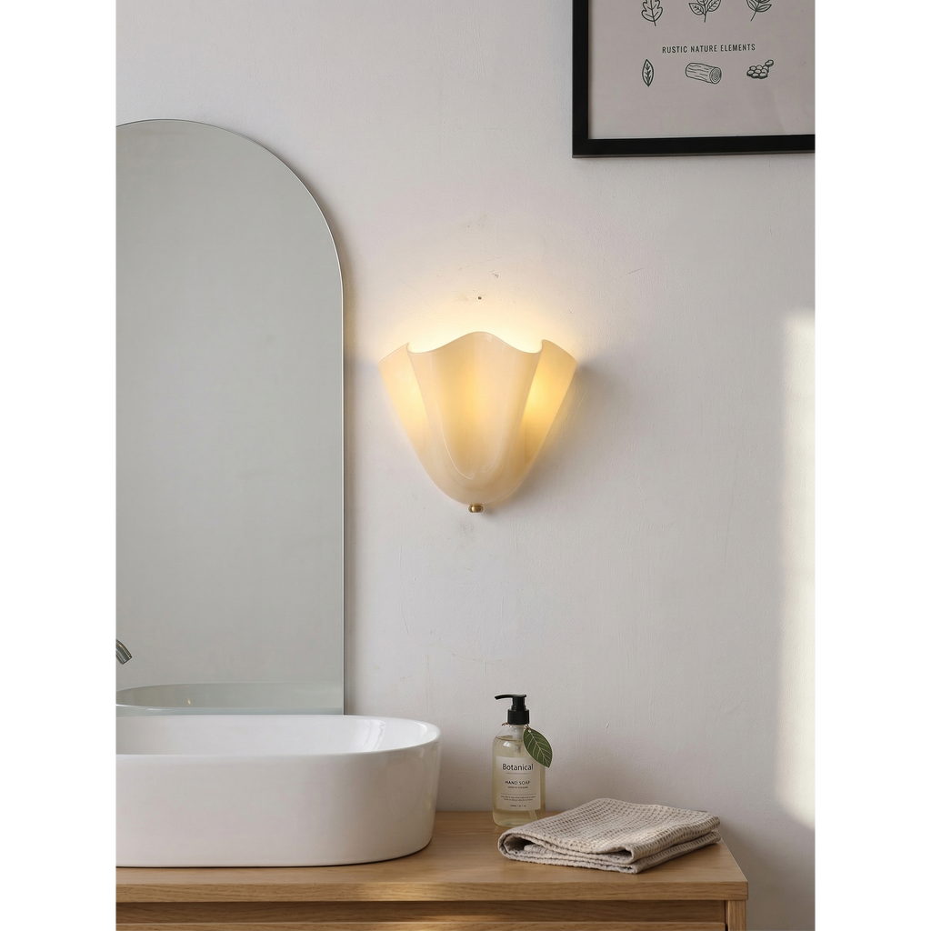 Lampada da Parete in Vetro a Forma di Fiore