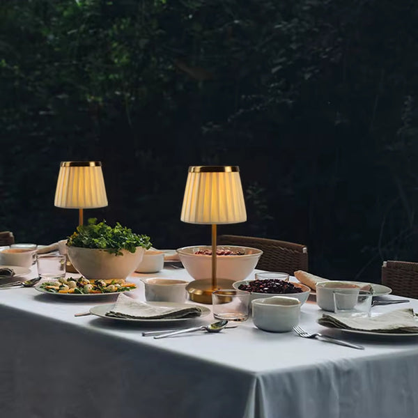 Lampada da Tavolo Elegante Classica con Luce Calda