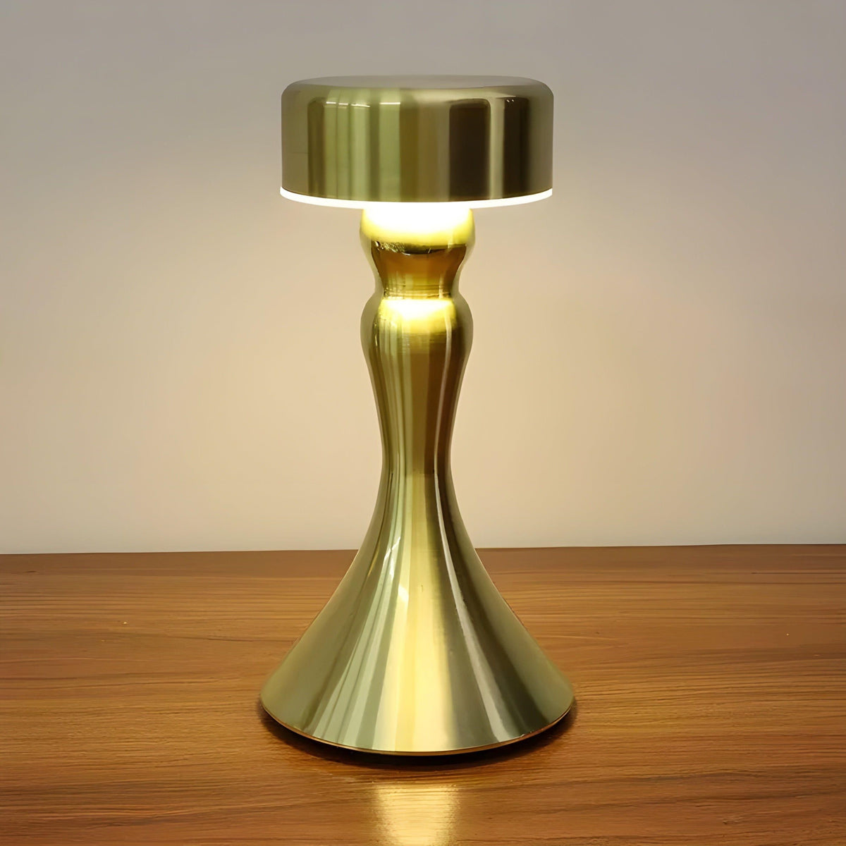 GlowEase Light - Lussuosa lampada da tavolo senza fili