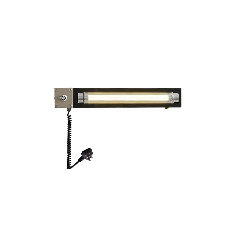 Lampada da Parete Cutshall Plug-in