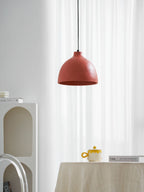 Lampada a sospensione in resina