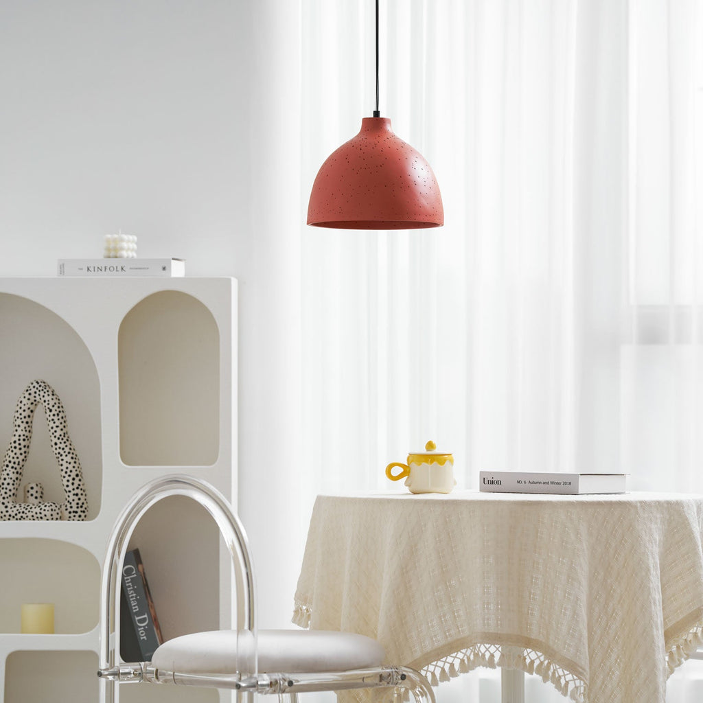 Lampada a sospensione in resina