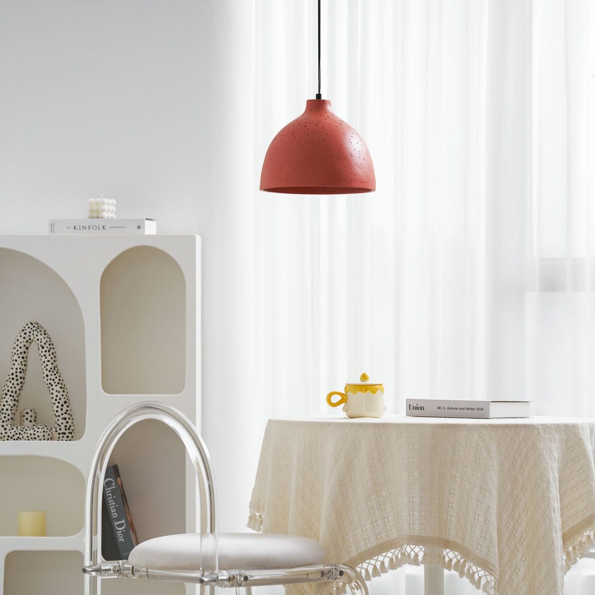 Lampada a sospensione in resina