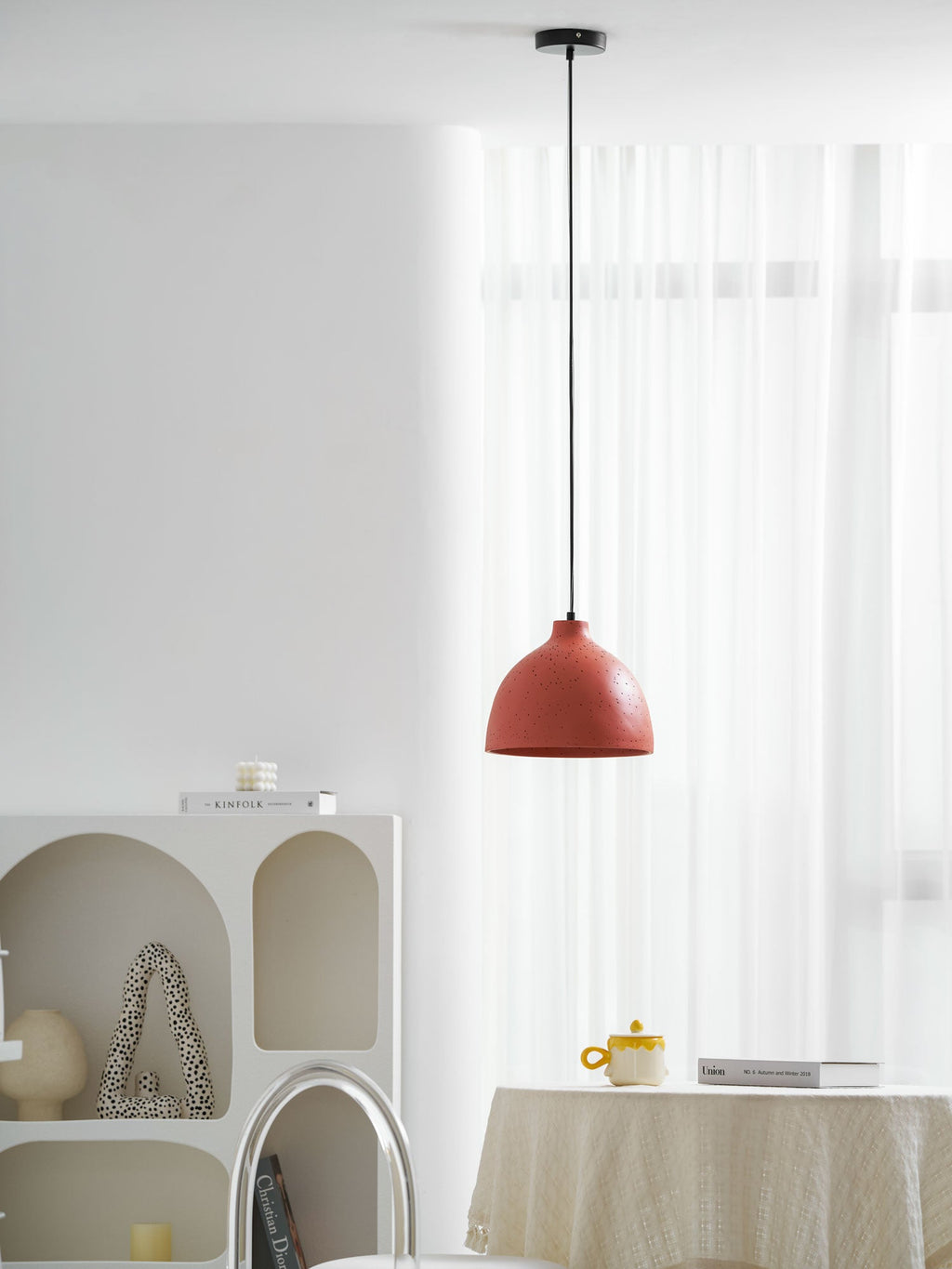 Lampada a sospensione in resina