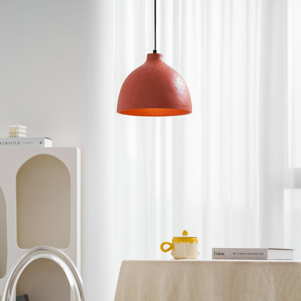 Lampada a sospensione in resina
