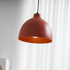 Lampada a sospensione in resina