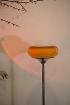Lampada da Terra Elke Egg Tart – Lampada di Design Giocosa con Forma Unica